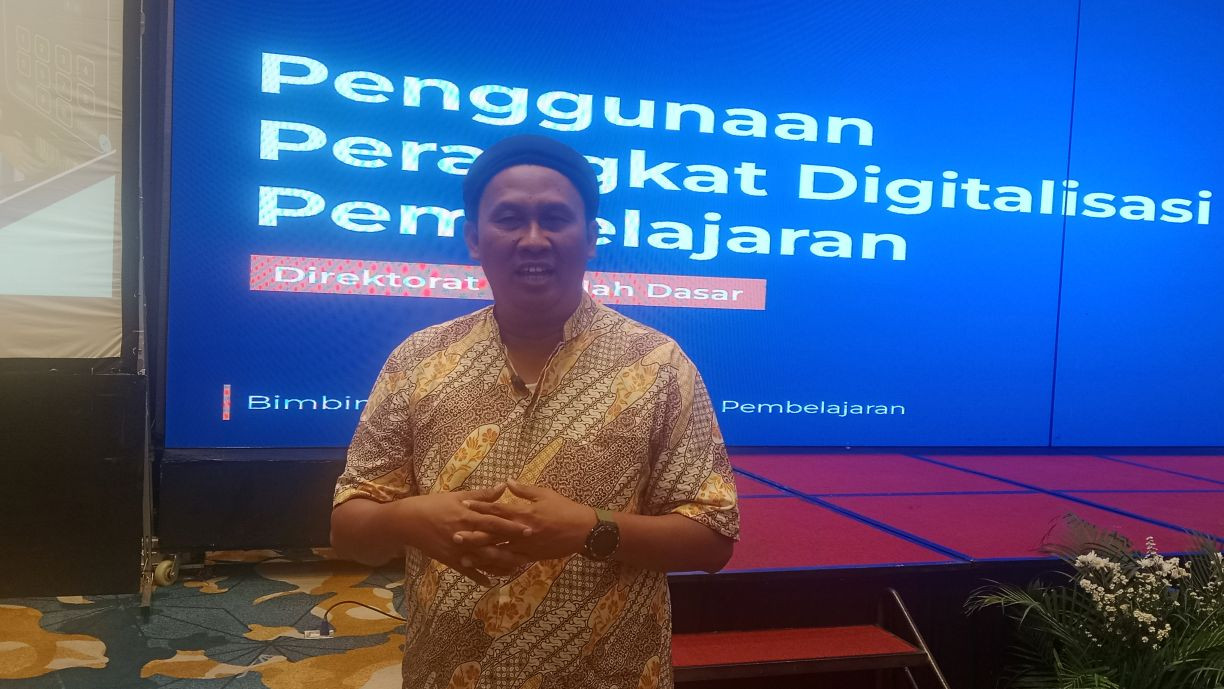 Interaktivitas Kunci Utama Pembelajaran Menggunakan Papan Interaktif
