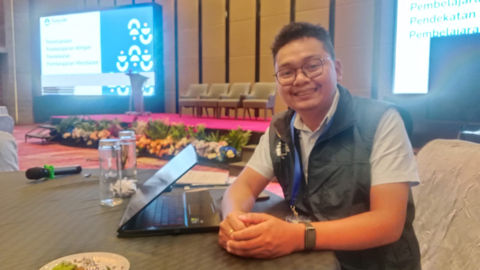 Dukung Digitalisasi Pembelajaran, Pemda Siapkan Perangkat Digital